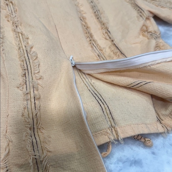 Buckle Tan Embellished Short Sleeve Blouse - Picture 6 of 6